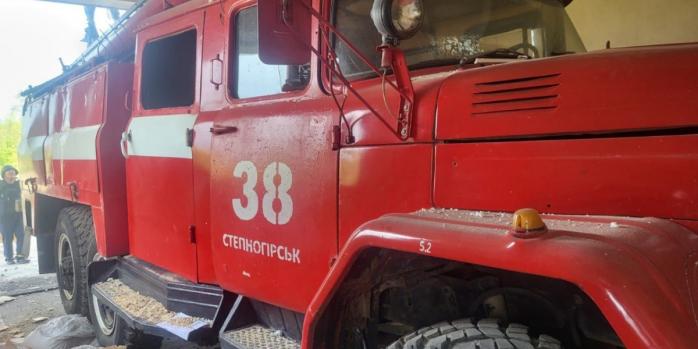 Последствия российских обстрелов на Запорожье, фото: ГСЧС