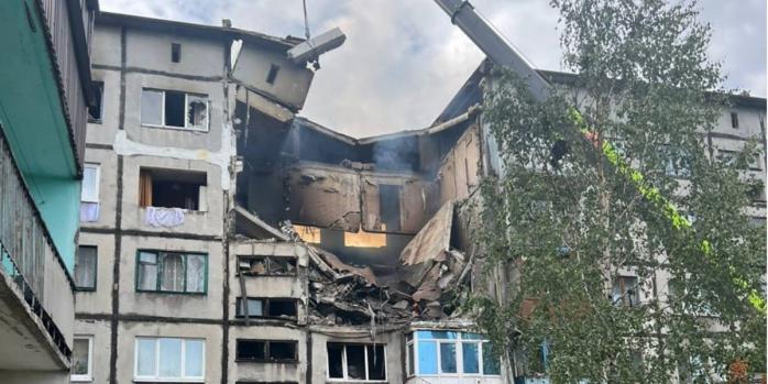 Последствия удара российского дрона в Белозерском, фото: Донецкая областная прокуратура