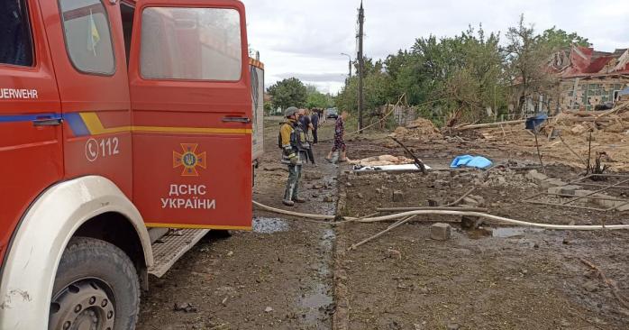 Армия рф обстреляла подразделение спасателей. Фото: ГСЧС