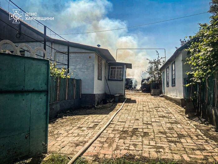 Наслідки російського обстрілу Чистоводівки, фото: ДСНС