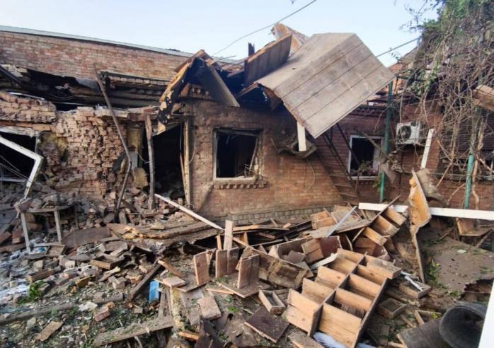 Наслідки обстрілів Дніпропетровщини. Фото: ОВА