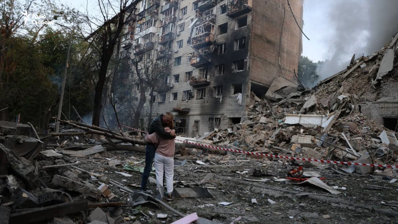 Руйнування у Києві. Фото: «Суспільне», «Радіо свобода», «Укрінформ»