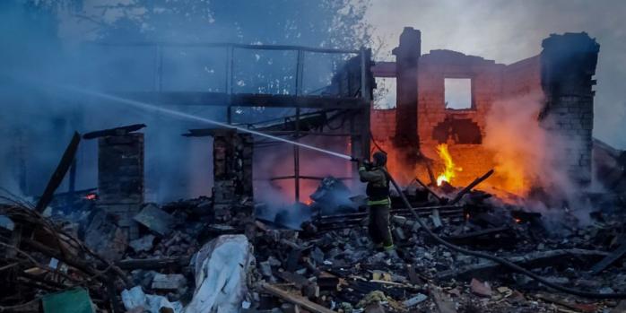 Наслідки російського удару по Кролевецькій громаді, фото: ДСНС Сумщини