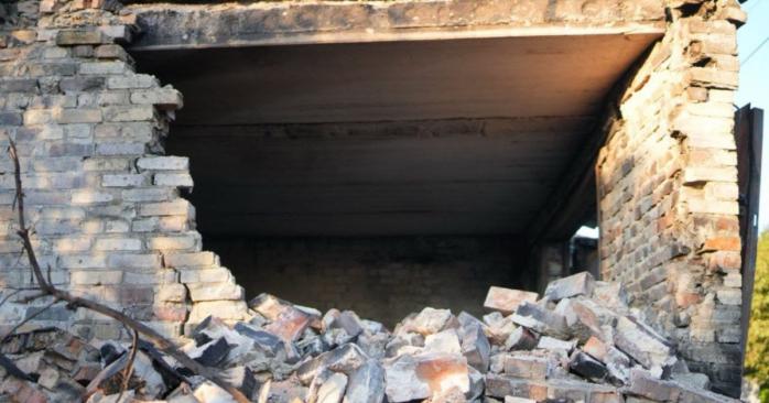 Пошкодження в гаражному кооперативі у Запоріжжі, фото: Іван Федоров