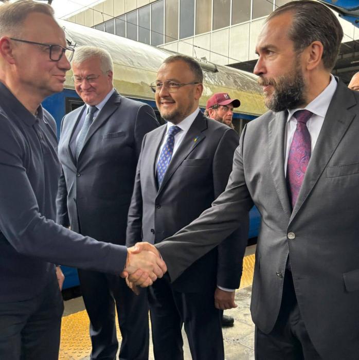 Дуда прибув до України з прощальним візитом