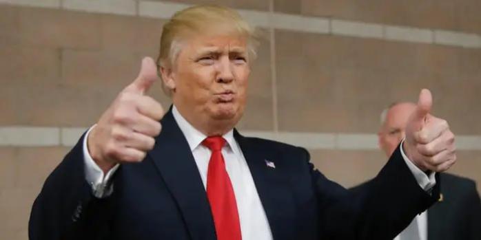 Верховний суд США обмежив можливість блокувати указ Трампа про громадянство з права народження