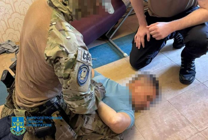 Передавал данные о ПВО и энергообъектах - в Днепре монтажника подозревают в госизмене