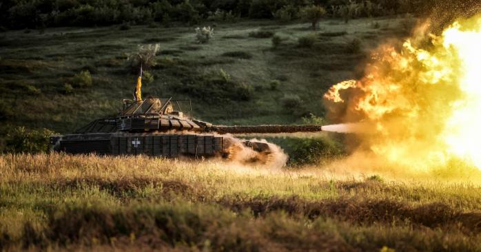 Украинский танк уничтожил здания с пехотой рф. Фото: Генштаб ВСУ