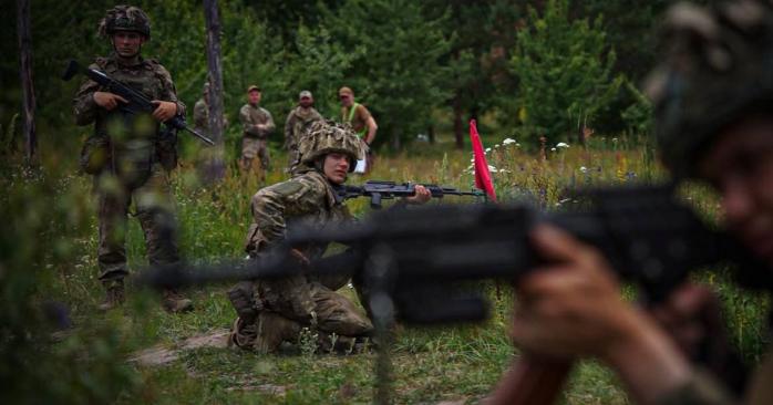 Для студентів створили полігони для проходження військової підготовки. Фото:
