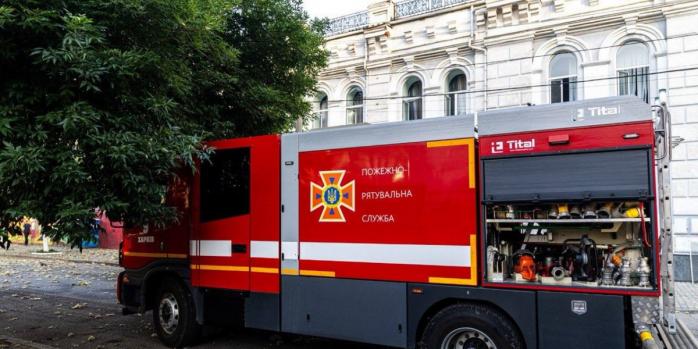 Последствия атаки по Харькову 11 июля, фото: ГСЧС