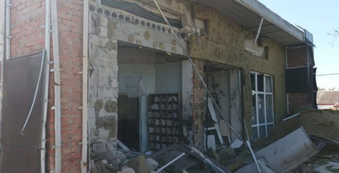 Последствия российского удара по Белозерке, фото: Херсонская ОВА