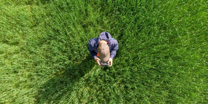 Школьников будут обучать управлению дронами 