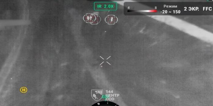 Работа тяжелых бомберов на Покровском направлении, скриншот видео