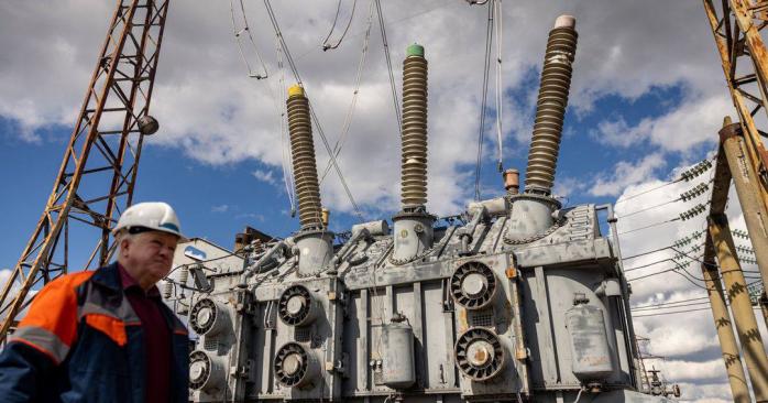 Суми частково знеструмлені через російську атаку. Фото: 