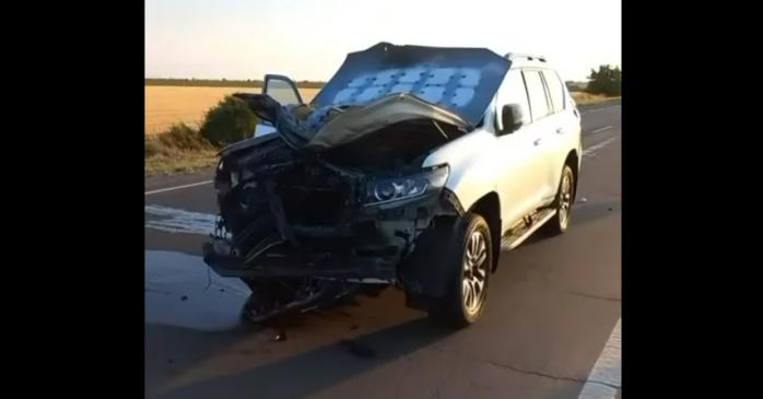 FPV-дрон атаковал авто главного раввина Херсона. Скриншот с видео