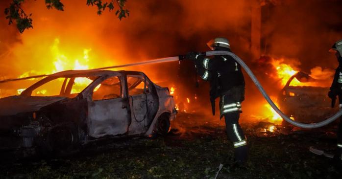 Руйнування в Одесі. Фото: ДСНС