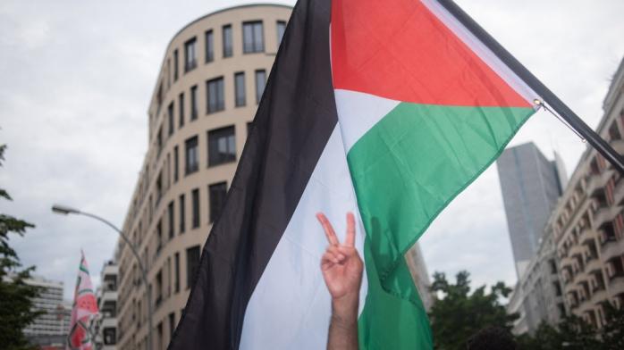 Франция официально признает Палестину как государство