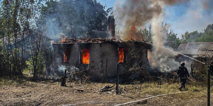 Наслідки російського удару по Новоплатонівці, фото: ДСНС