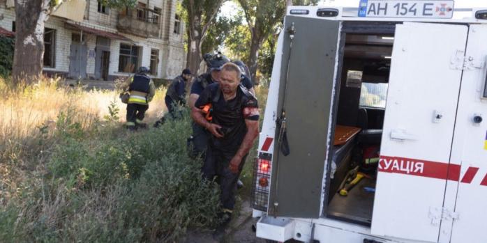 Рашисты сознательно бьют по спасателям, фото: ГСЧС