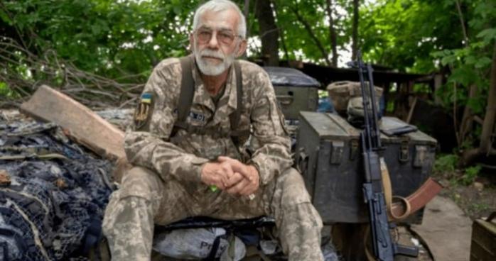 Зеленський підписав закон про військову службу за контрактом 60+