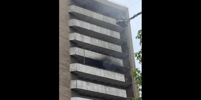 Пожар в гостинице вспыхнул во Львове 4 августа, фото: ГСЧС