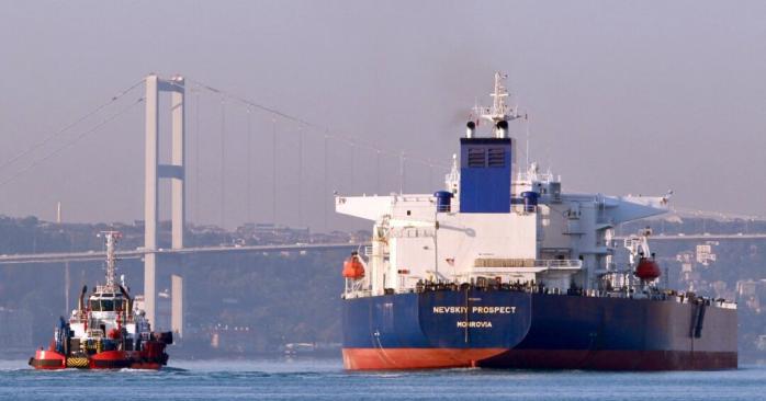 Дональд Трамп готовит новые санкции против «теневого флота» россии. Фото: Reuters