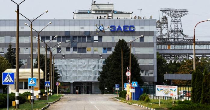 Оккупанты повредили внешний кризисный центр оккупированной ЗАЭС. Фото: Reuters