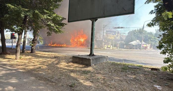 Последствия ракетной атаки. Фото: ГСЧС