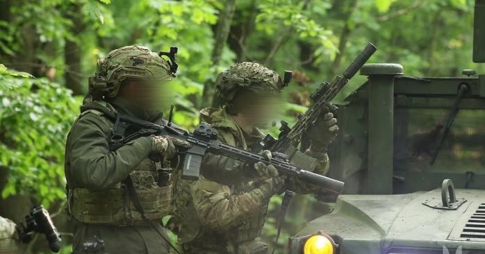 Бойцы ССО зачистили позиции оккупантов и взяли в плен российский спецназ. Фото: 