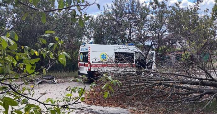 FPV-дрон попал в машину скорой. Фото: прокуратура