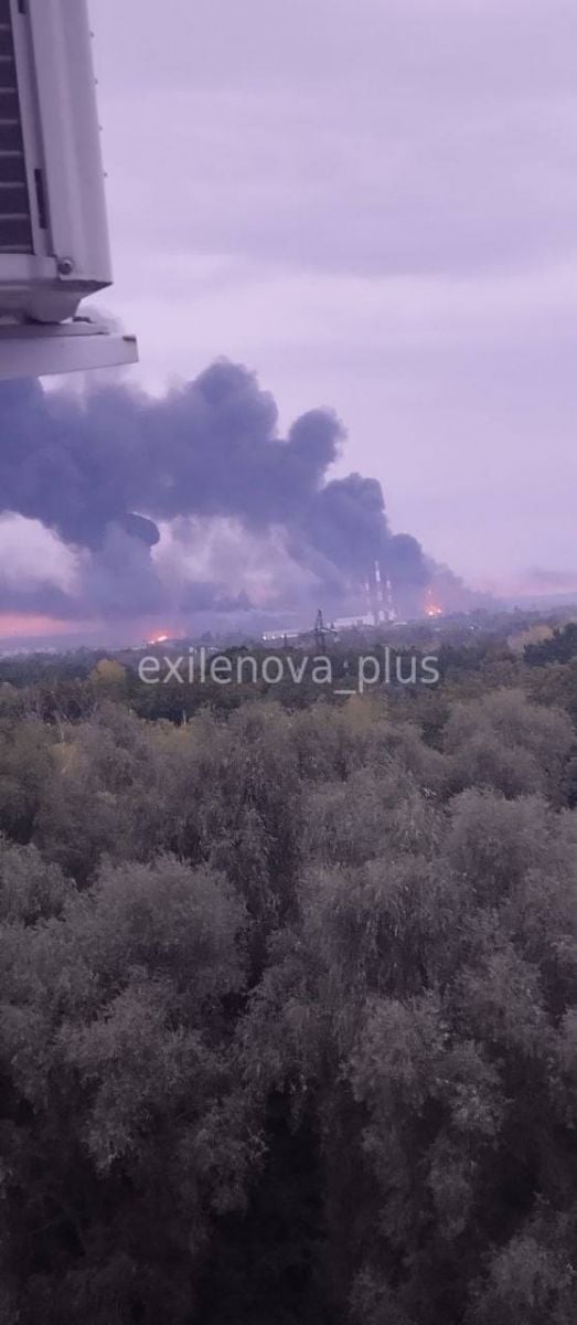 Дрони вночі атакували два великі НПЗ у Росії. Фото: соцмережі