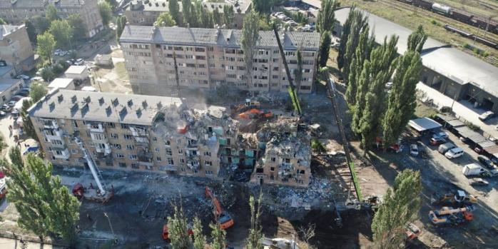 Последствия атаки по Киеву 28 августа, фото: ГСЧС