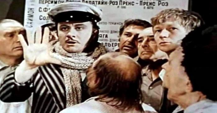 Рашисты продолжают раздавать обещания бюджетникам, фото: «Создать мем»