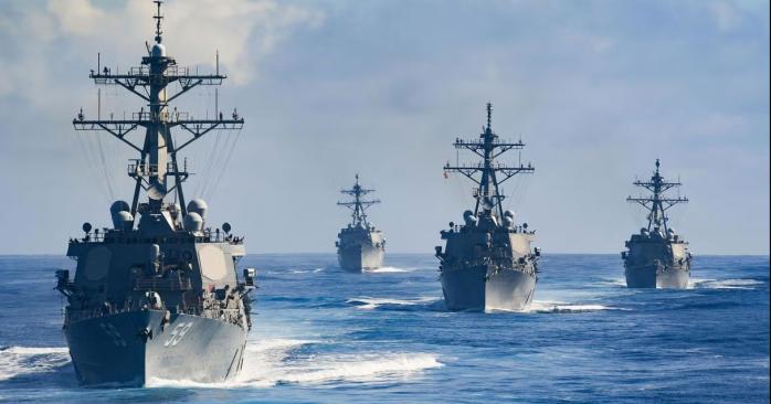 США направили семь боевых кораблей к берегам Венесуэлы. Фото: 