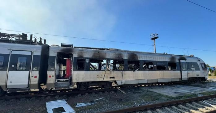 РФ массированно ударила по важному железнодорожному узлу в Знаменке, есть раненые. Фото: 