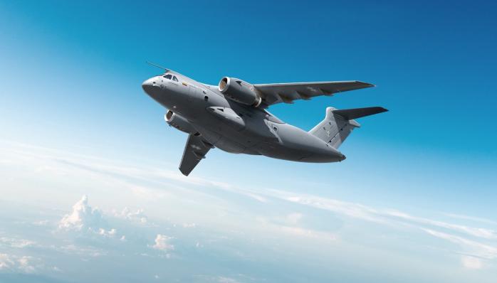 Самолет с президентом Литвы Гитанасом Науседой пол часа кружил над Вильнюсом из-за неизвестного дрона. Фото: 