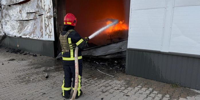 Последствия российской воздушной атаки в ночь на 3 сентября, фото: ГСЧС