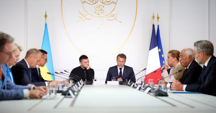 Заседание «Коалиции желающих» в Париже. Фото: ОП