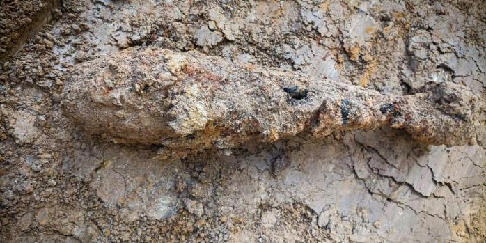 120-мм минометную мину времен II Мировой войны обнаружили в Дрогобыче, фото: ГСЧС Львовщины