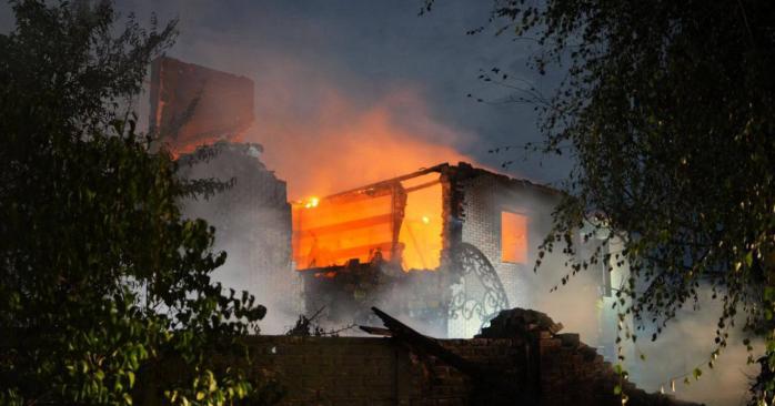 Последствия обстрелов. Фото: ОВА