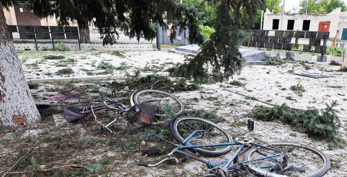 Последствия российского авиаудара по Яровой 9 сентября, фото: Национальная полиция