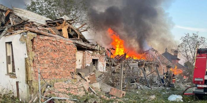 Наслідки російської атаки по Житомирщині 10 вересня, фото: Віталій Бунечко