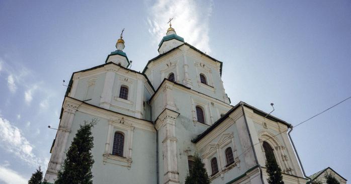 Российский дрон атаковал собор ПЦУ в Сумах. Фото: 