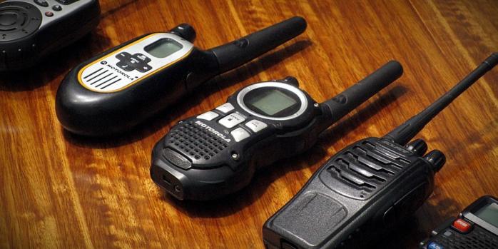 Жители ВОТ начинают использовать рации