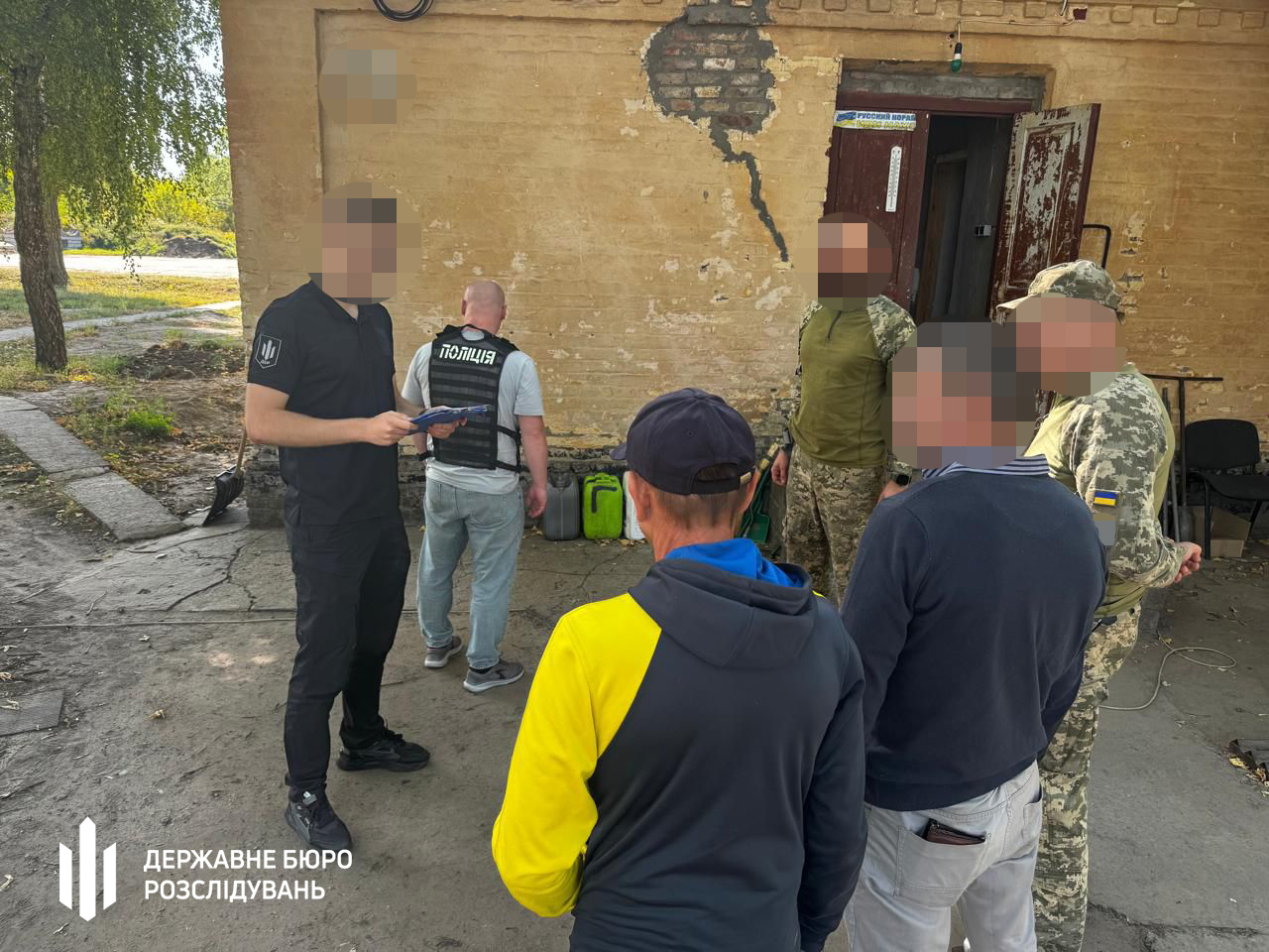 Нову схему розкрадання армійського пального викрили на Київщині. Фото: ДБР