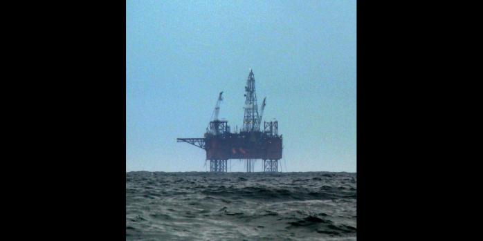 Морская платформа Petrobaltic в Балтийском море, фото: Wikimedia Commons