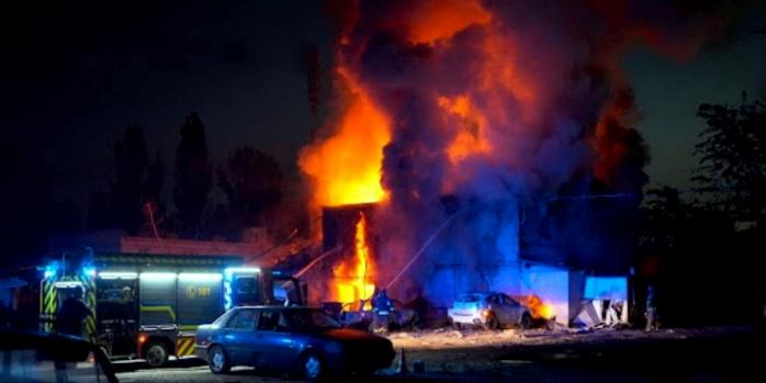 Последствия российского авиаудара по Запорожью, фото: Запорожская ОВА