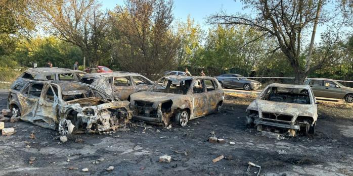 Последствия российской воздушной атаки по Запорожью 23 сентября, фото: полиция Запорожья