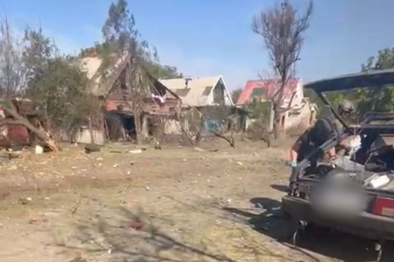 Росіяни скинули три авіабомби на Костянтинівку. Фото: ОВА