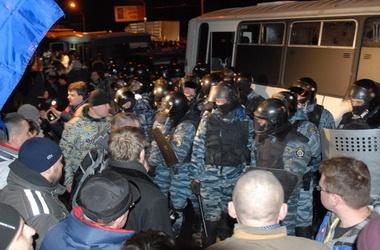 Прокуратура Киева допросила 45 человек по делу о столкновениях в Святошинском районе
